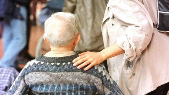 VENETO: RISTORI EMERGENZA COVID-19, ULTERIORI 4 MILIONI DI EURO DALLA REGIONE COME CONTRIBUTI STRAORDINARI AI CENTRI PER ANZIANI NON AUTOSUFFICIENTI