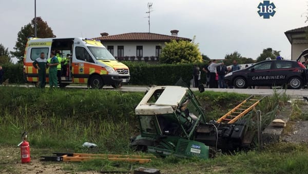 FONTANELLE: TRATTORE ESCE DI STRADA A LUTRANO, DUE FERITI