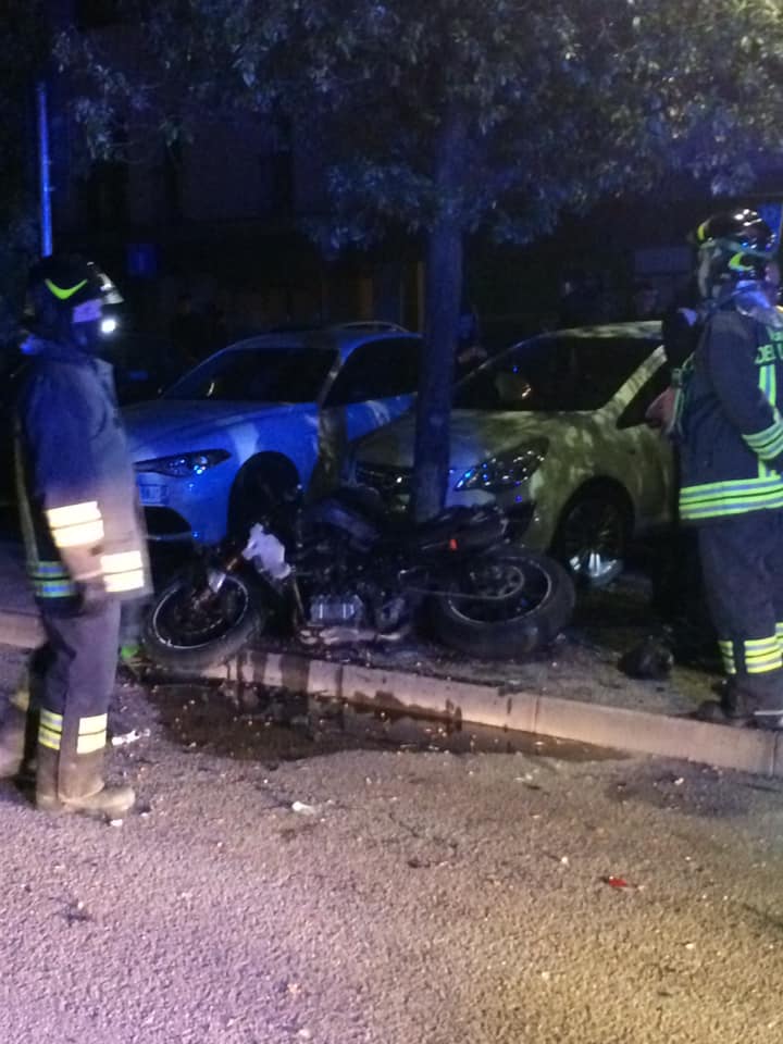 ZOPPOLA: SCONTRO AUTO CONTRO MOTO POCO DISTANTE DAL BAR CENTRALE. FERITO IL CENTARUO, UN 21ENNE DEL LUOGO