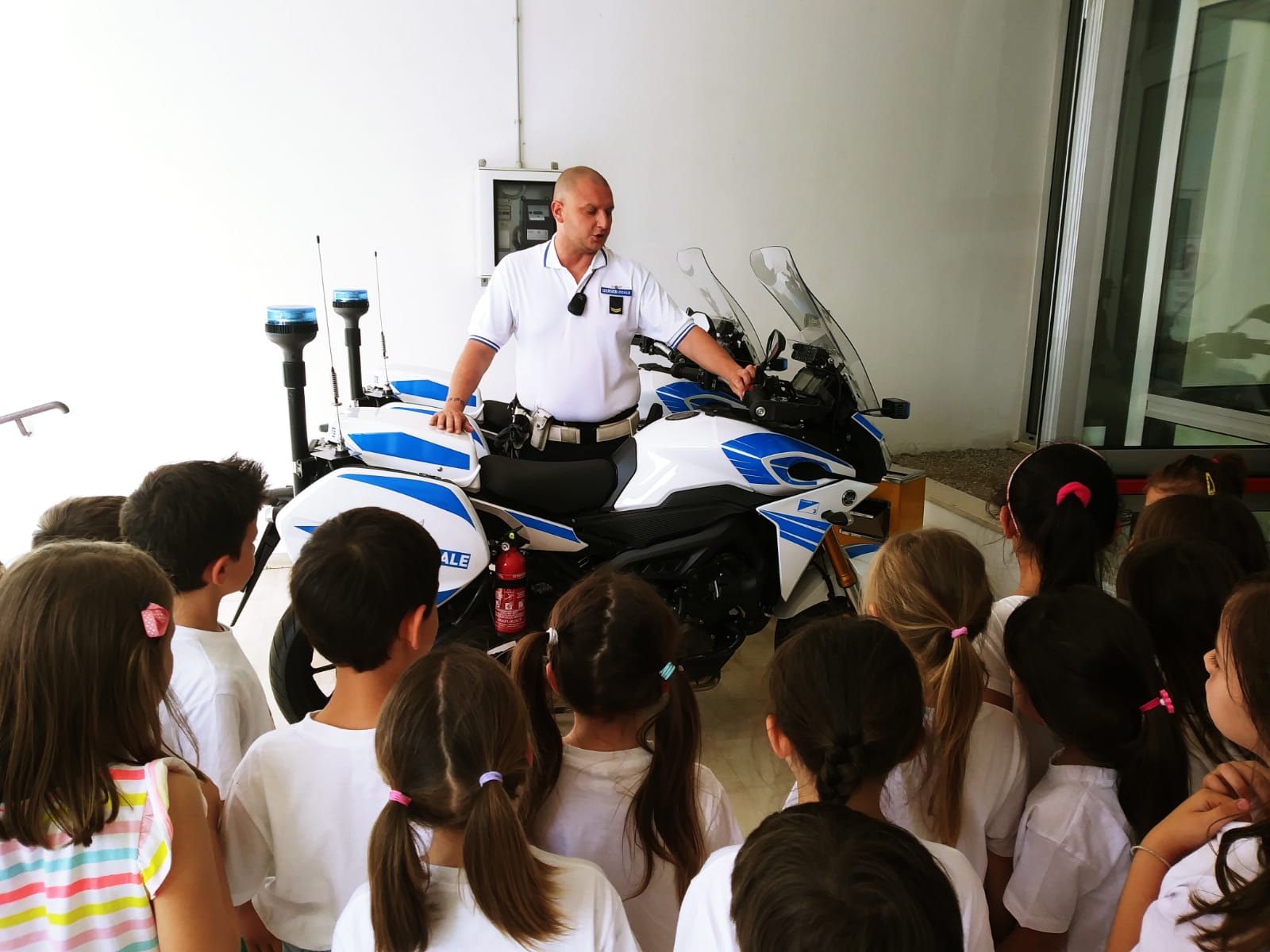 PORDENONE: OPEN DAY DELLA POLIZIA LOCALE CON GLI STUDENTI