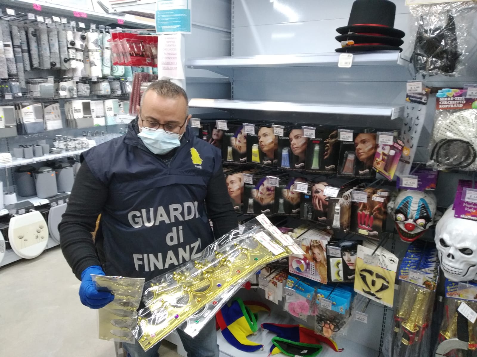 VENEZIA: SEQUESTRATI DALLA GUARDIA DI FINANZA OLTRE 200.000 PRODOTTI NON SICURI 