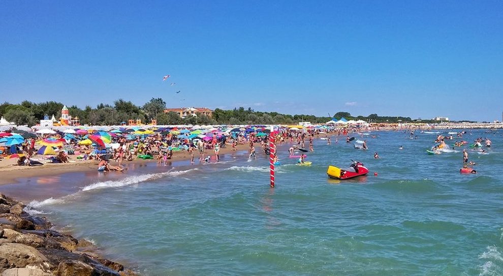 BIBIONE: CON “SPIAGGE SICURE” SI POTENZIA IL CONTROLLO SUL TERRITORIO CON MAGGIOR PRESENZA DI AGENTI