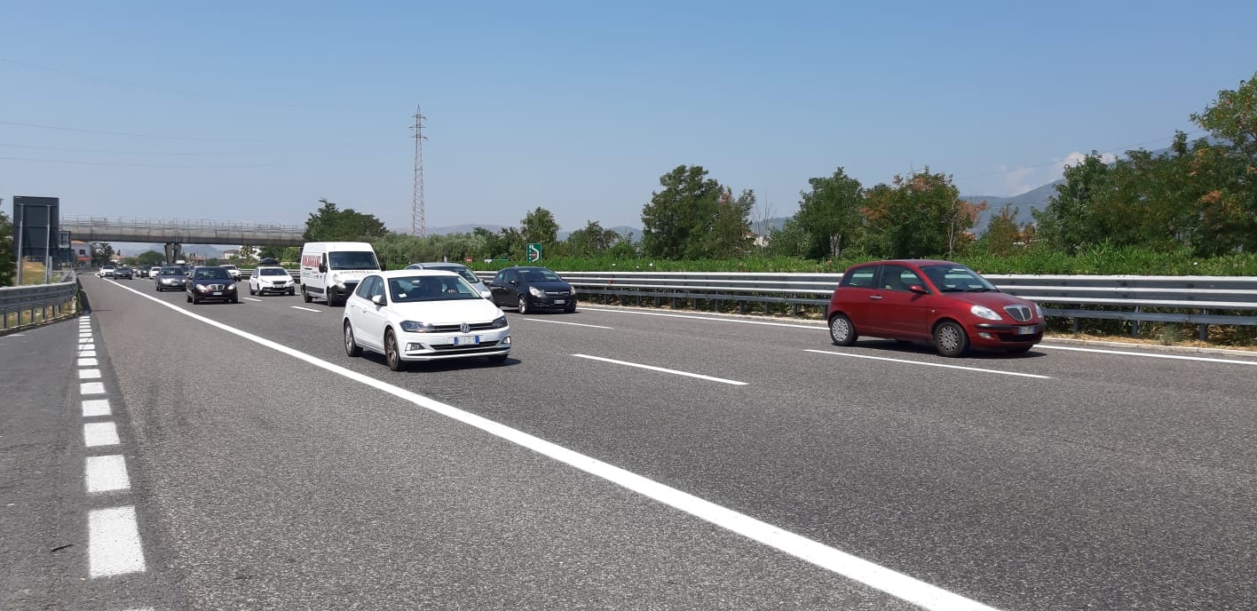 VIABILITA': TRAFFICO INTENSO FIN DAL MATTINO A NORDEST