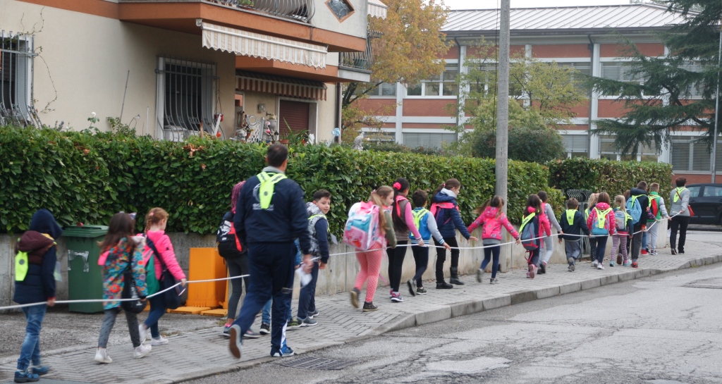 PORDENONE: CON LUNEDI’ 5 RIPARTE IL PEDIBUS 