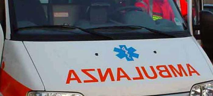 SCONTRO TRA DUE AUTO SULLA TRIESTINA: DUE FERITI