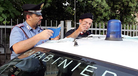 PORDENONE: PAKISTANO GIRA CON LA PATENTE FALSA, DENUNCIATO DAI CARABINIERI
