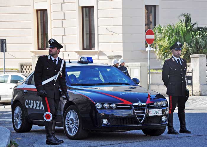 SAN DONA' DI PIAVE (VE): SETTE PERSONE ARRESTATE PER ESTORSIONI, INCENDIO E DROGA