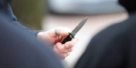 TREVISO, 18ENNE AGGREDITO CON UN COLTELLO: E' IN PROGNOSI RISERVATA