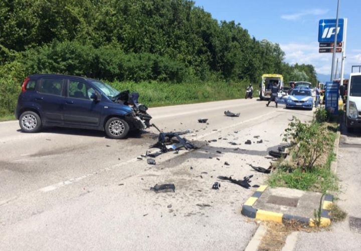 AUTO CONTRO MOTO A CASTIONS DI ZOPPOLA, MUORE UNA 41ENNE DI PORDENONE