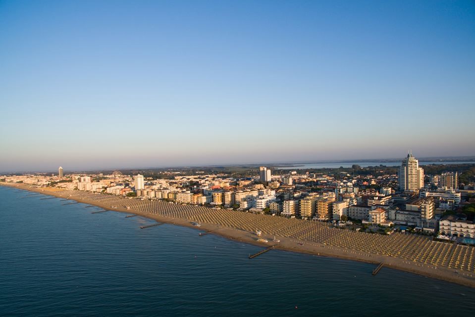 STAGIONE ESTIVA 2021: A JESOLO VA IN SCENA IL 