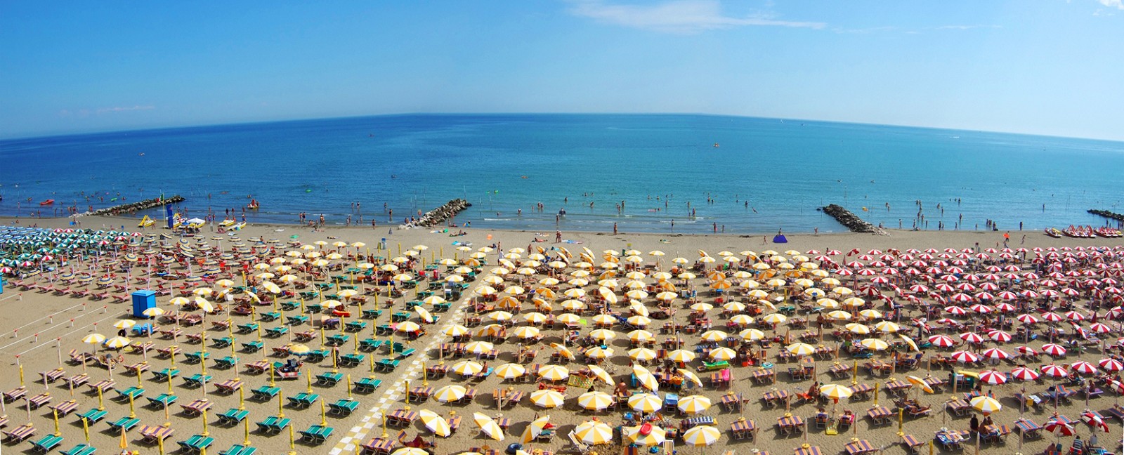 MALORE IN SPIAGGIA: 80ENNE MUORE A CAORLE