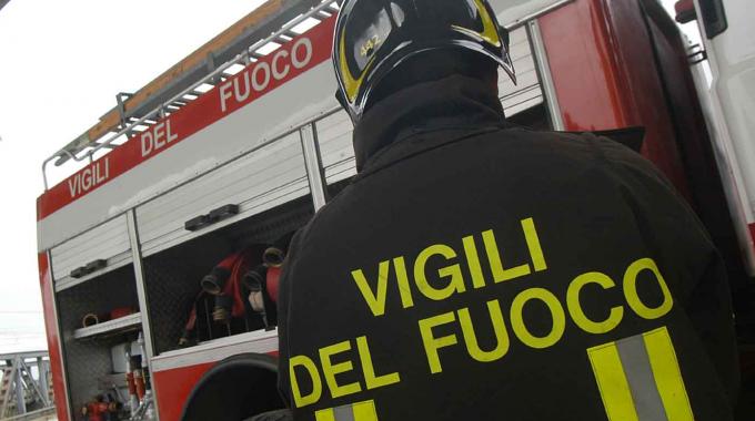 MENTRE CUCINA PRENDE FUOCO L'ABBIGLIAMENTO CHE INDOSSA: MUORE AVVOLTA DALLE FIAMME UN'ANZIANA A CORDENONS